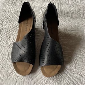 Pierre Dumas Wedge Shoe Black Zip Back 9